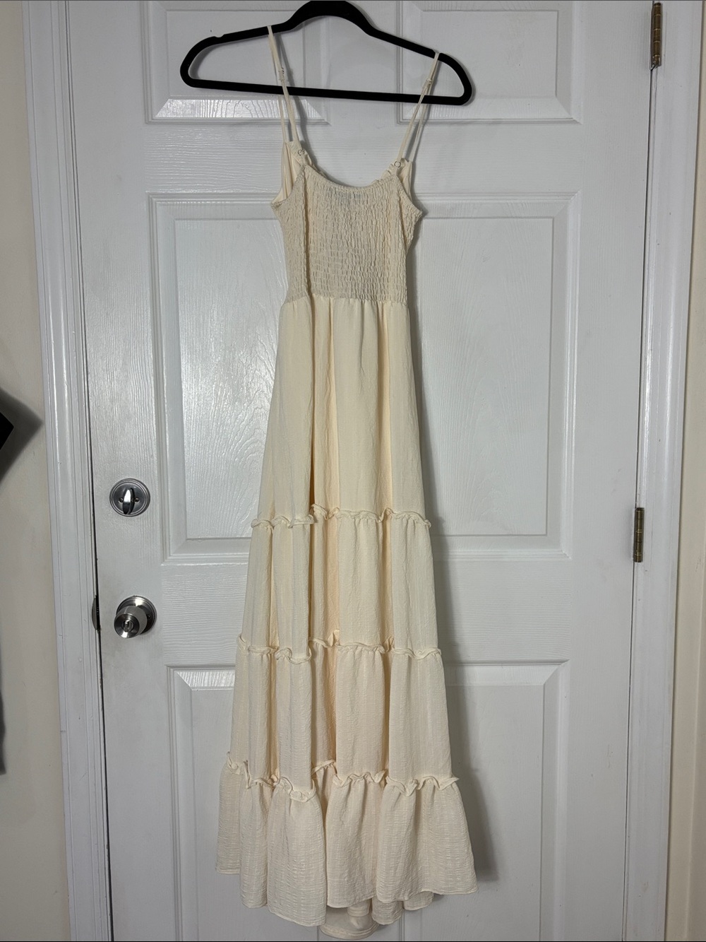 Lulu's Tier It Up Cream Knotted Front Tiered Ruffled Maxi Dress Size XS - Picture 3 of 11